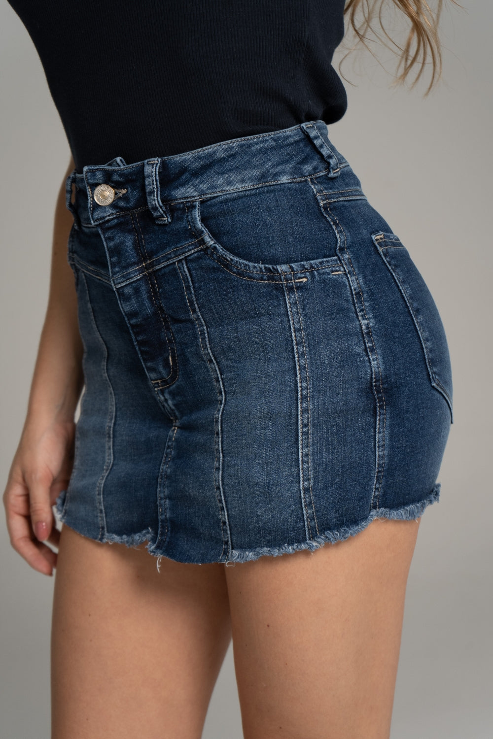 REF:255 FALDA SHORT BLOQUES STRECH