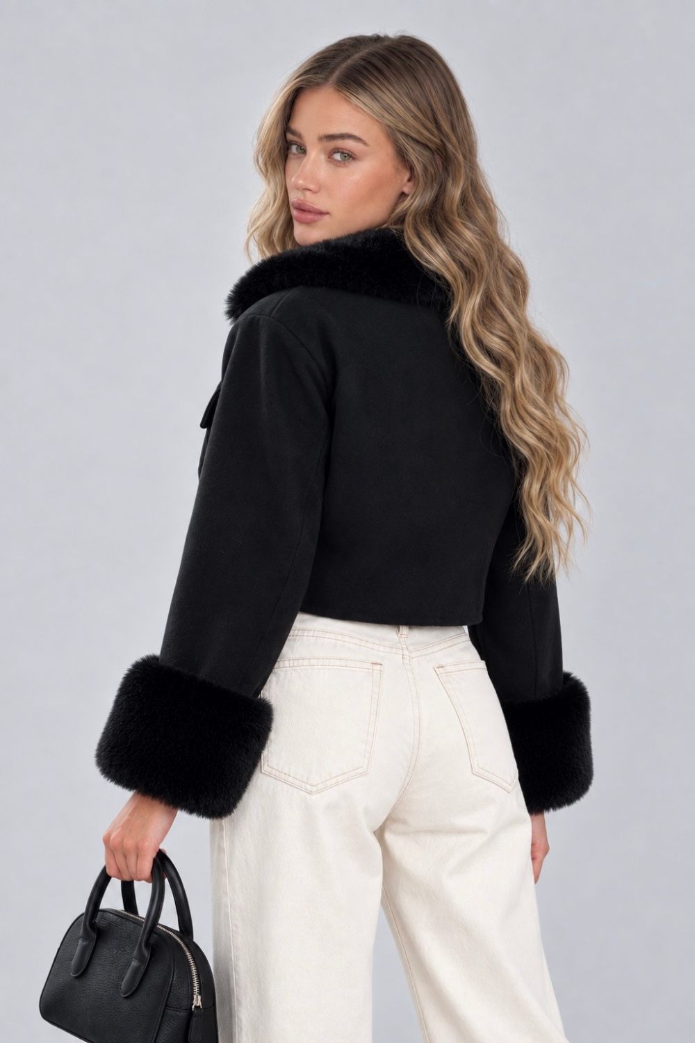 REF:569 CHAQUETA NEGRA PAÑO PELUCHE