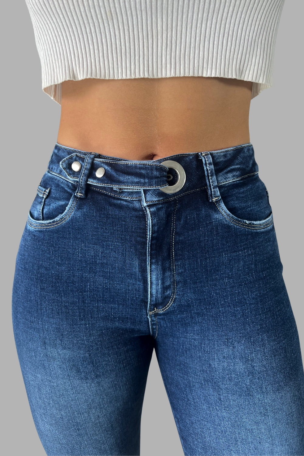 REF:485 JEAN OJALETE BOTA RECTA STRECH