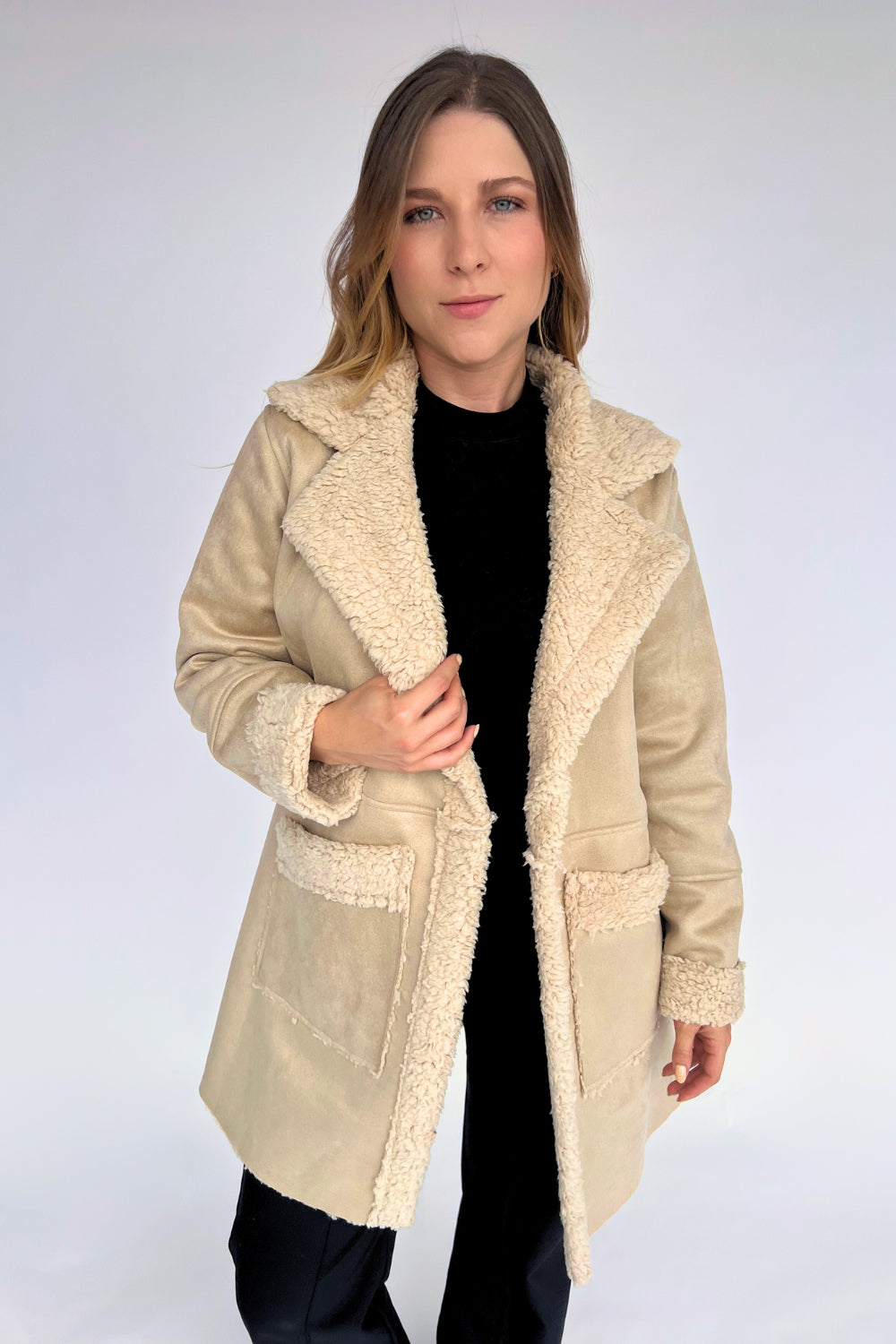 REF: 317 GABAN GAMUZA OVEJERO BEIGE