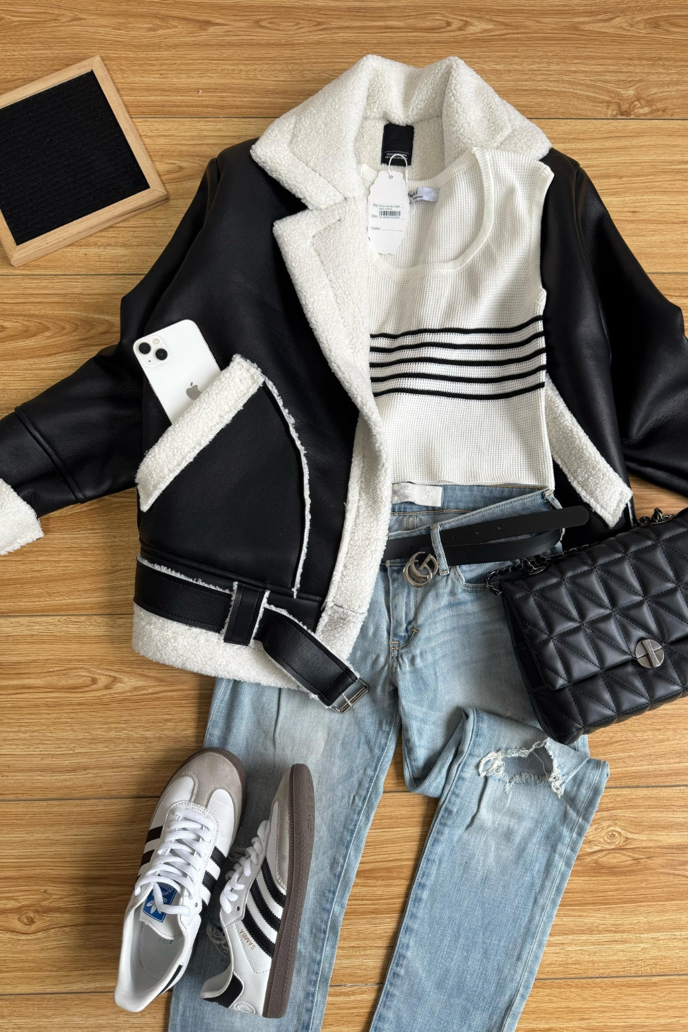 REF: 402 CHAQUETA CINTURON EFECTO CUERO NEGRA OVEJERO BLANCO