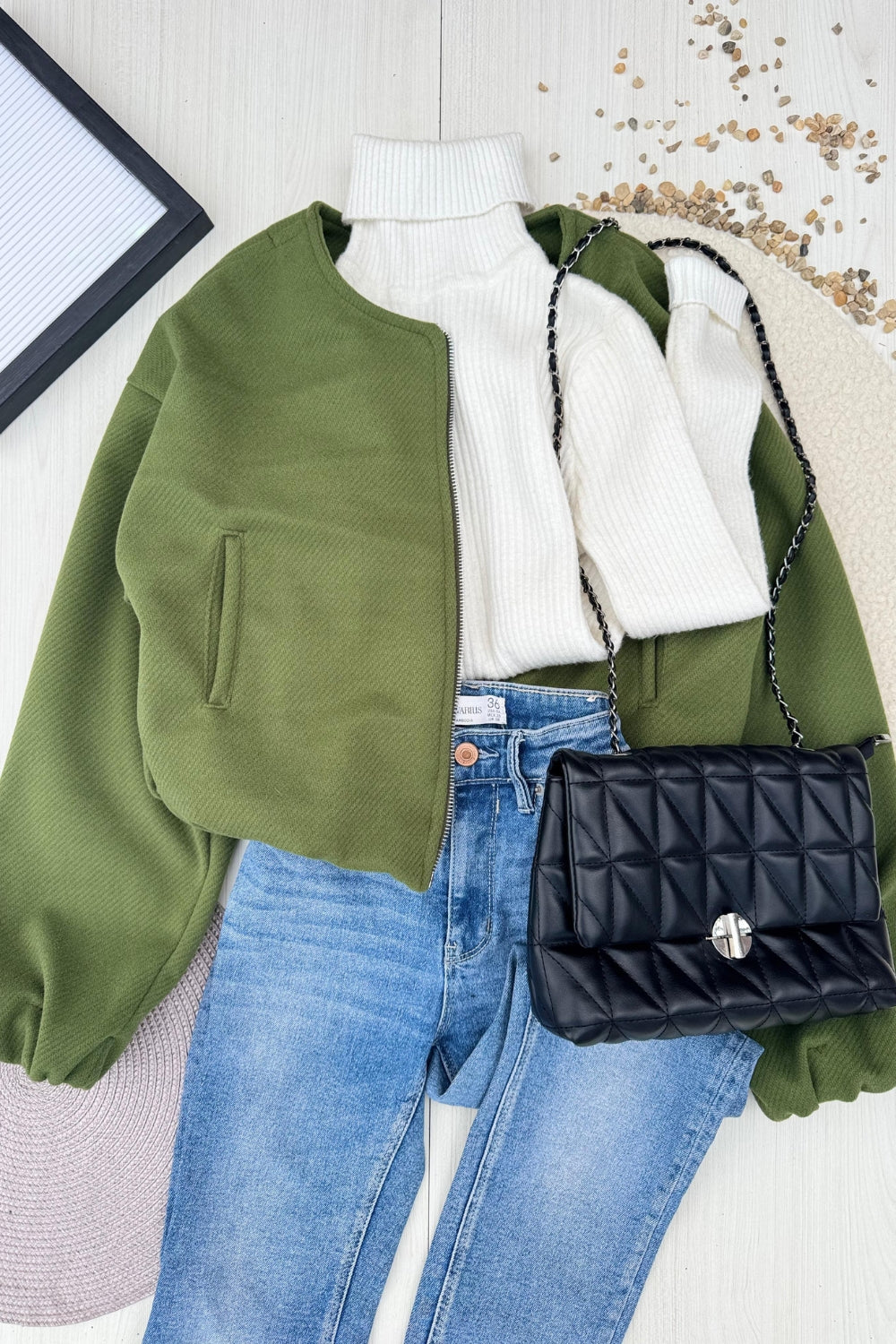 REF: 427 CHAQUETA BUMPER VERDE OLIVA