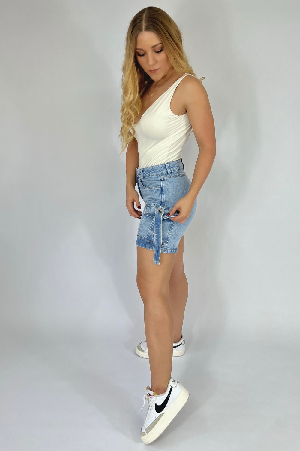 REF:274 SHORT OJALETES CLARO