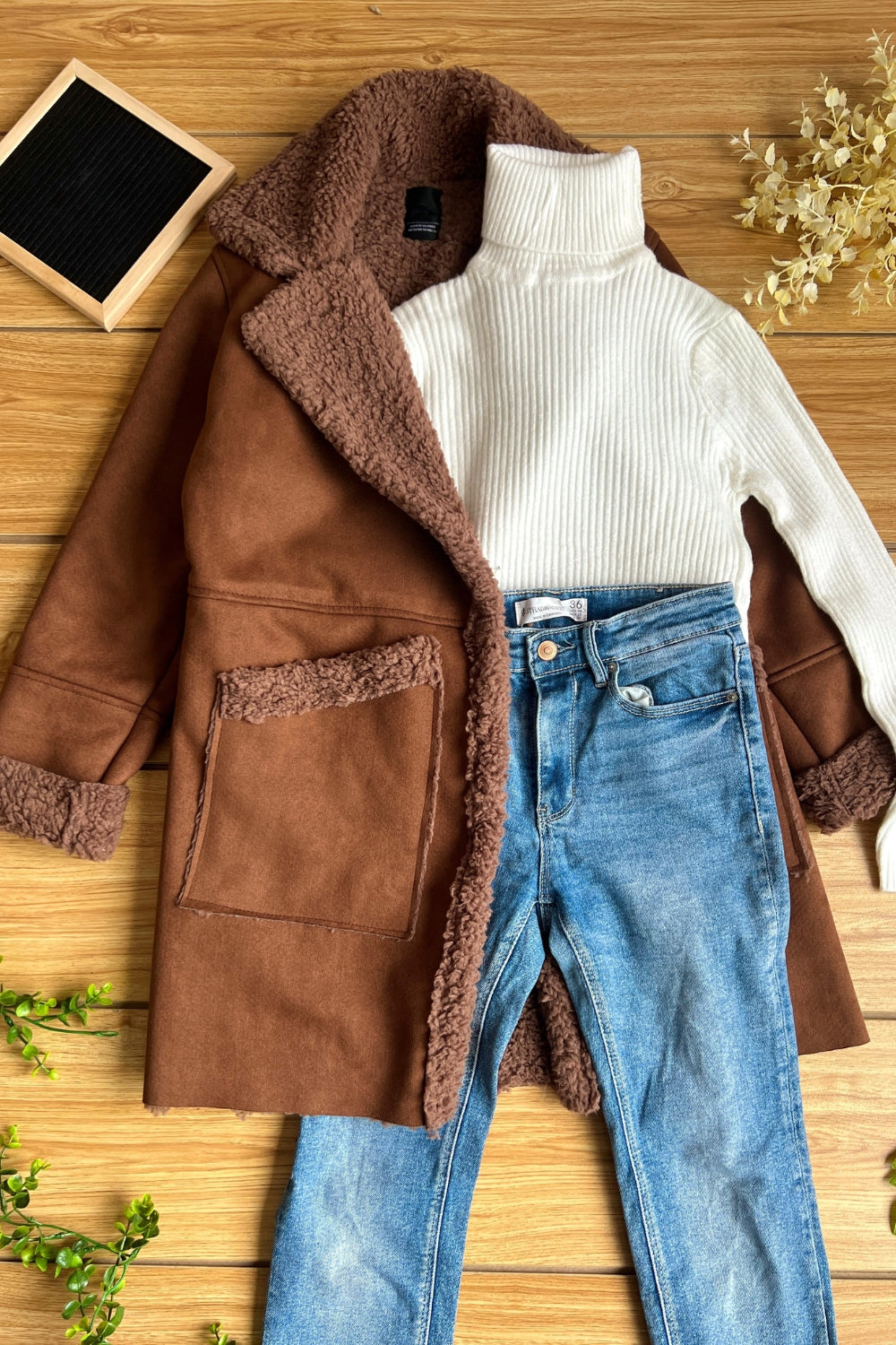 REF: 317 GABAN GAMUZA OVEJERO MIEL