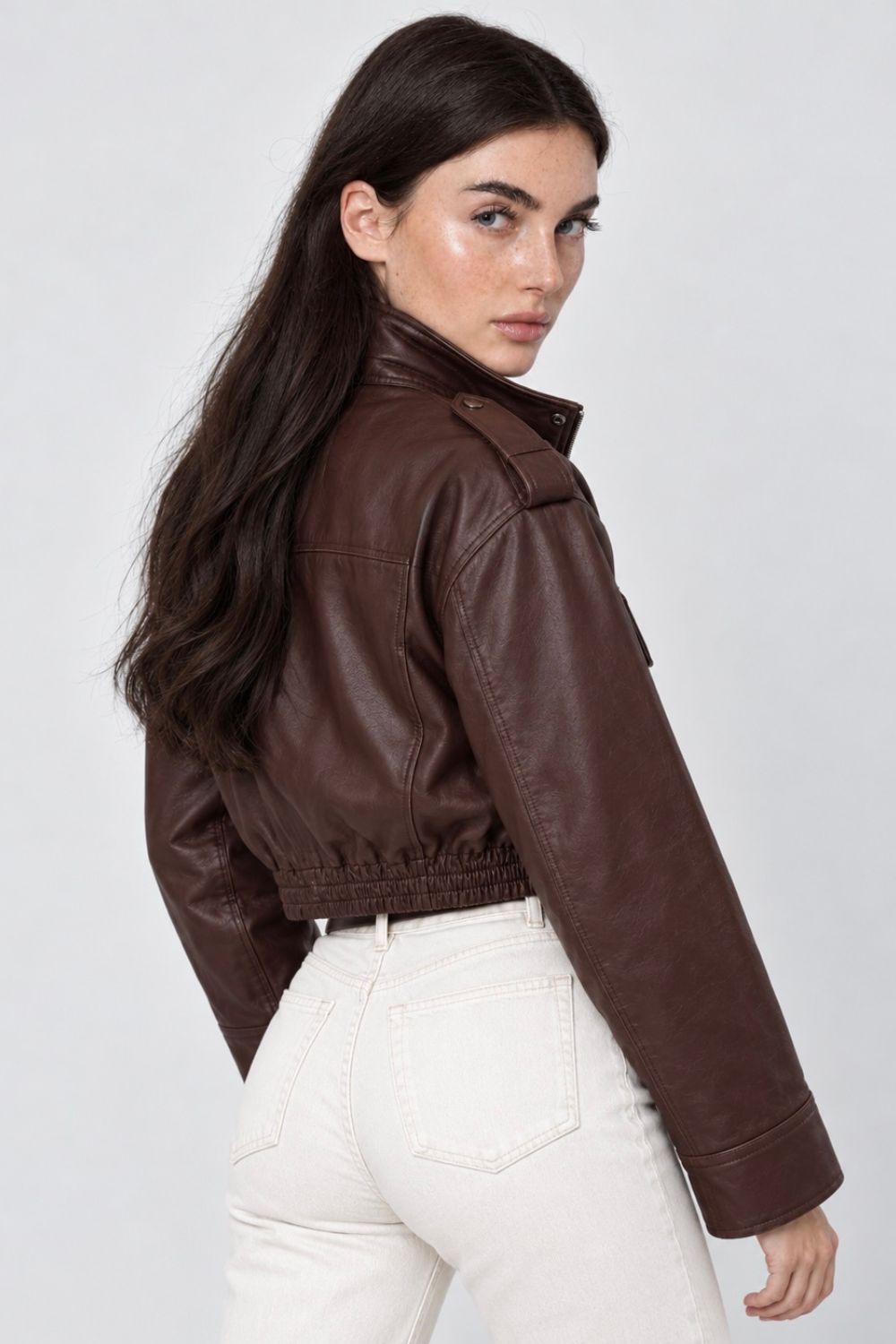 REF: 555 CHAQUETA ENRESORTADA EFECTO CUERO CHOCOLATE