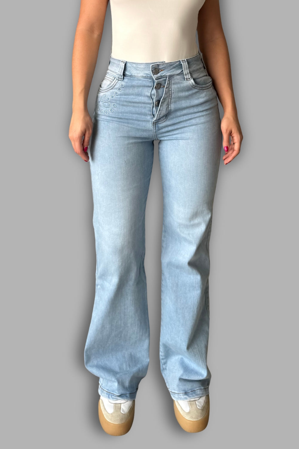 REF: 504 JEAN BORDADO BOTA RECTA STRECH