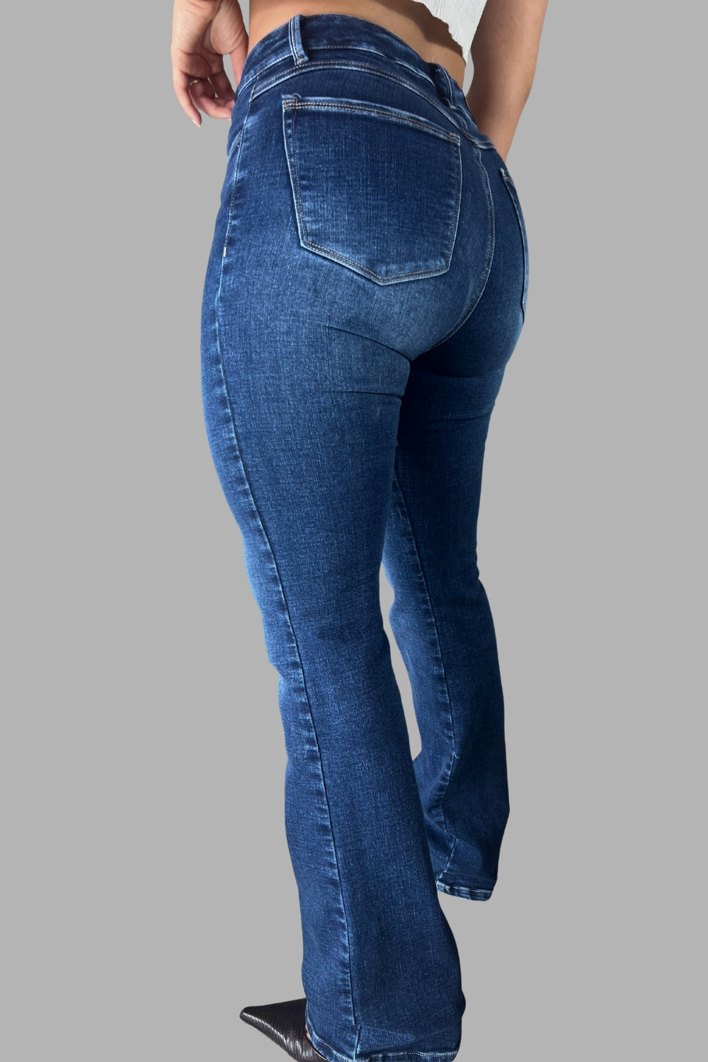 REF:485 JEAN OJALETE BOTA RECTA STRECH