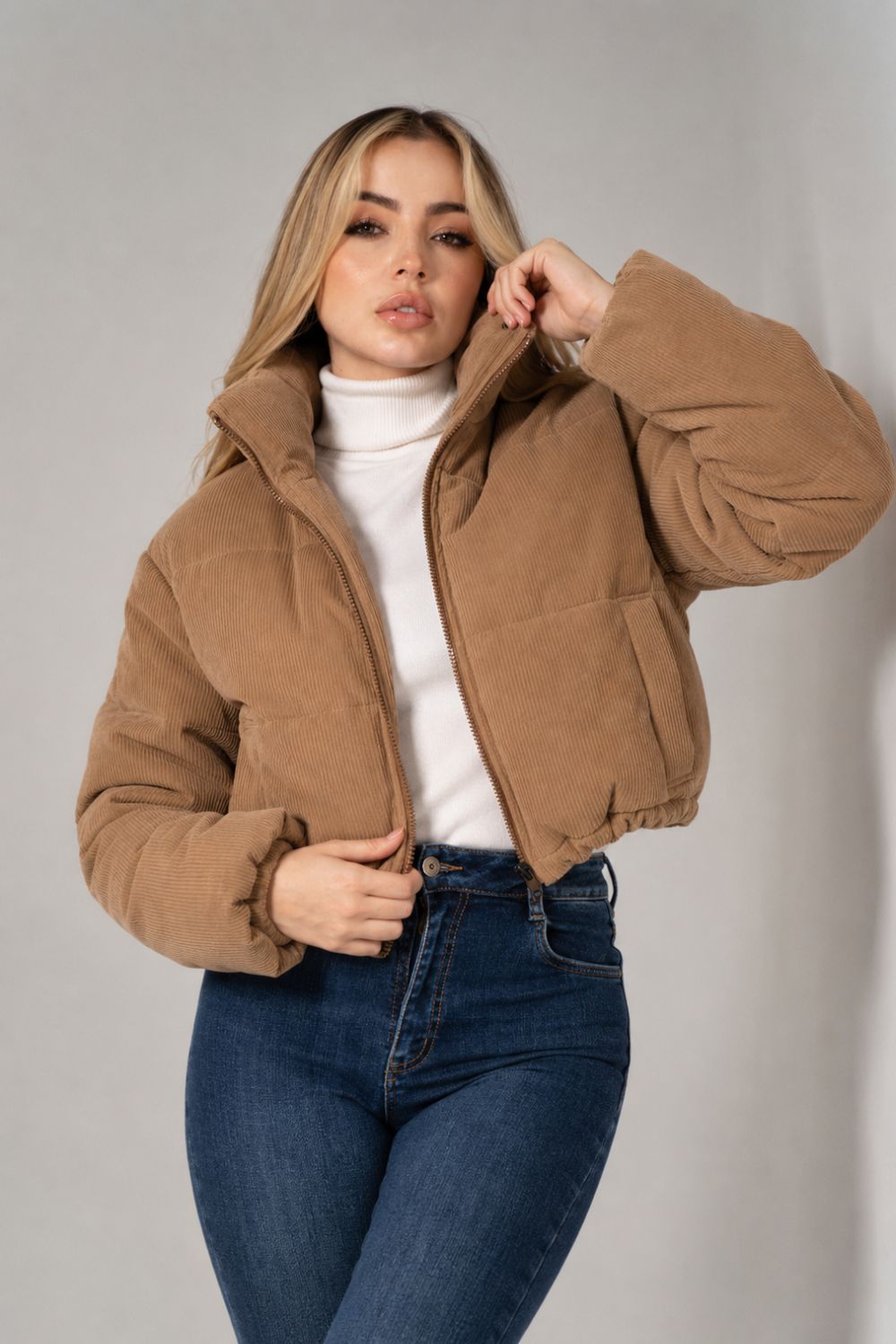 REF: 404 CHAQUETA PUFFER CORDUROY MIEL