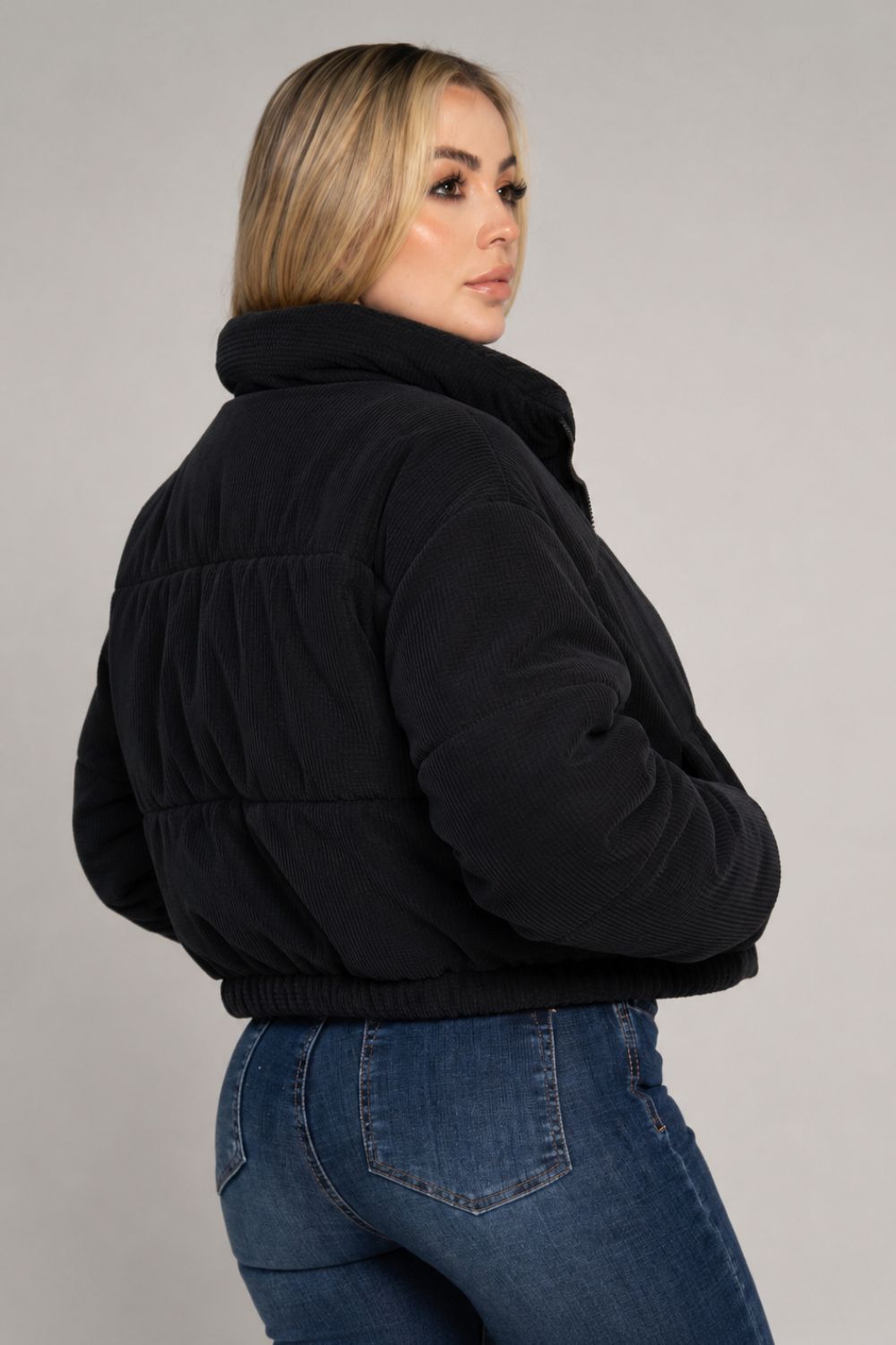 REF: 404 CHAQUETA PUFFER CORDUROY NEGRA